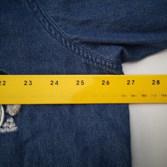 Penningtons Ladies Size 2X Winter Themed Button Front Jean Shirt - Picture 9 of 10